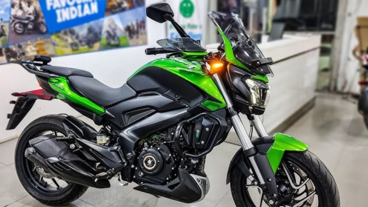 2025 Bajaj Dominar 400